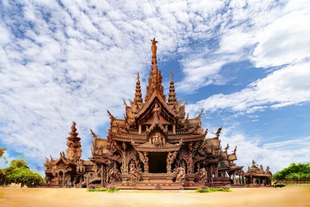 incredible Thai attractions Pattaya Thailand