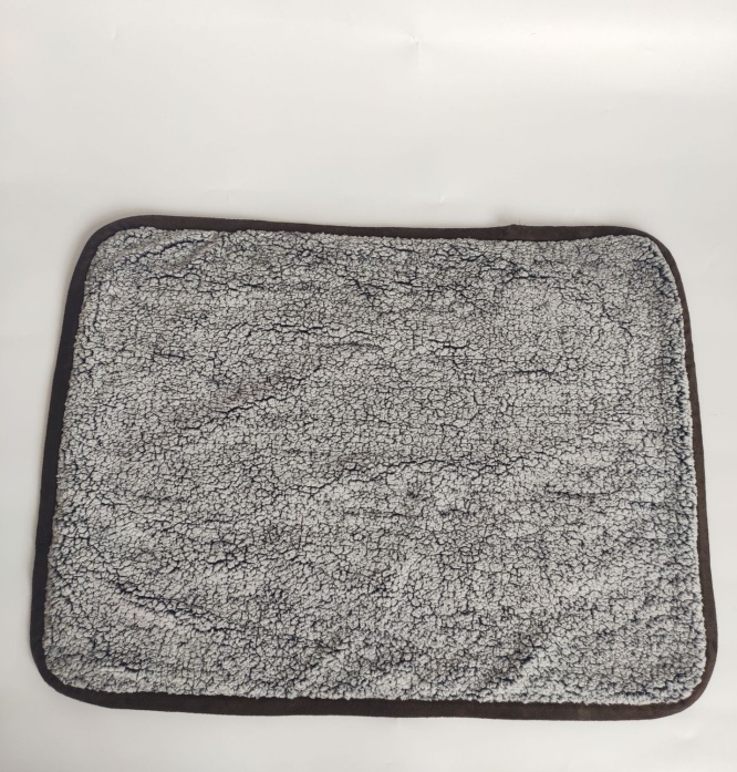 Waterproof & Urine-Proof Winter Pet Blanket – Soft Warm Blanket For Dogs & Cats - Image 5