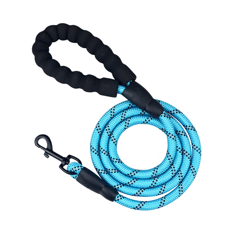 Durable Dog Reflective Rope Leash – - Image 3